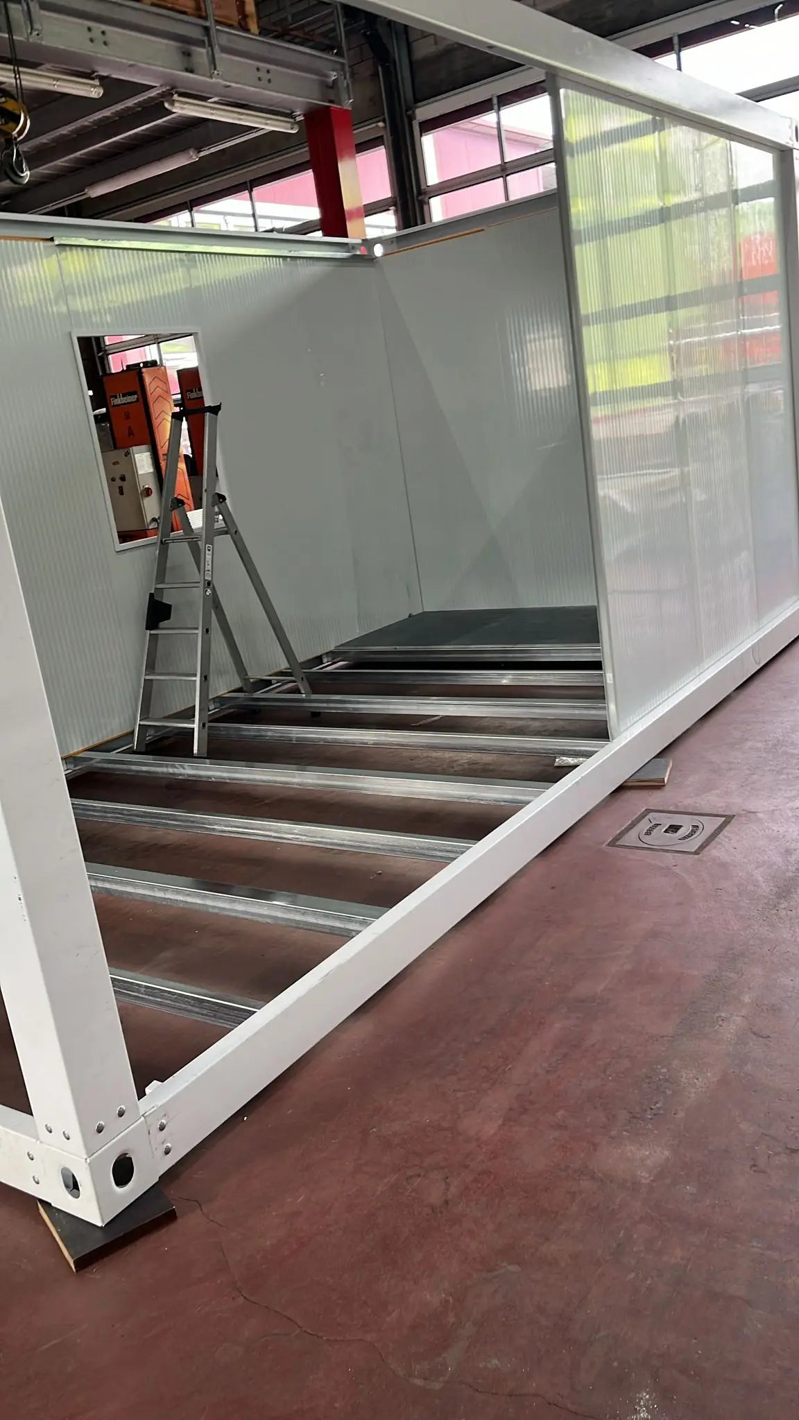 Maison à assemblage rapide préfabriquée, cadre de conteneur ensoleillé, vitreux, facile et pratique
